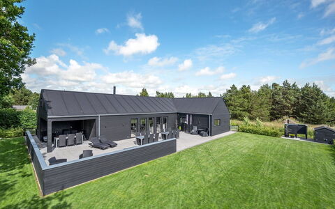 Henrikke - 500M to the Fjord: Tag, Hjem, Sommerhus, Estate, Udendørs Møbler, Gård, Udendørs Bord, Gårdsplads, Backyard, Villa