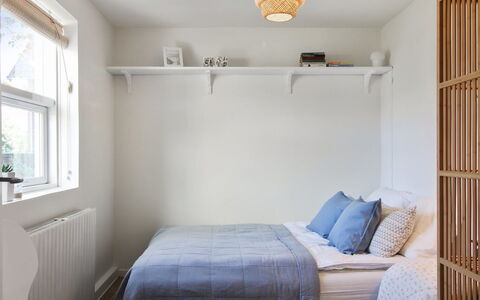Thorgny - 900M from the Sea: Loft, Gulvbelægning, Indretning, Etage, Kompositmateriale, Møbel, Udvej, Hotel, Design, Dagslys
