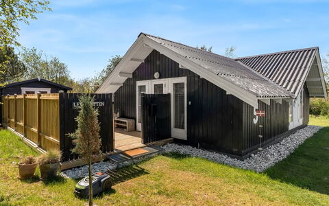 Nayati - 800M from the Sea: Sommerhus, Skur, Hytte, Stuehus, Prærie, Hytte, Lade, Bjælkehytte, Garden Bygninger