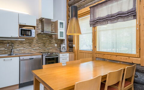 Nilikuru A1: Indretning, Møbel, Gulvbelægning, Træ, Etage, Loft, Køkken, Værelse, Belysning, Countertop