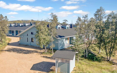 Saarihely a 2: Vandvej, Bank, Vandløb, Sø, Sommerhus, Skov, Kanal, Reservoir, Bjælkehytte