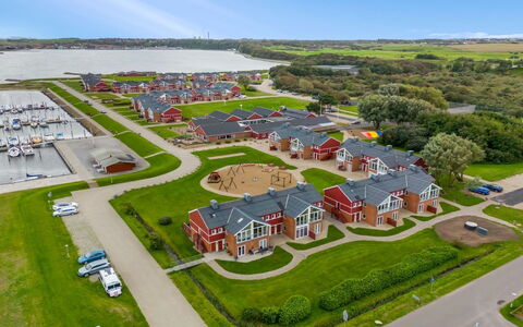 Alvy - 100M to the Fjord: Hus, Hjem, Tag, Sommerhus, Estate, Landscaping, Garden Bygninger, Sidespor, Stuehus