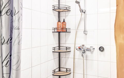 Rukanlumous 3: Badeværelse, Sanitærarmatur, Vvs, Tap