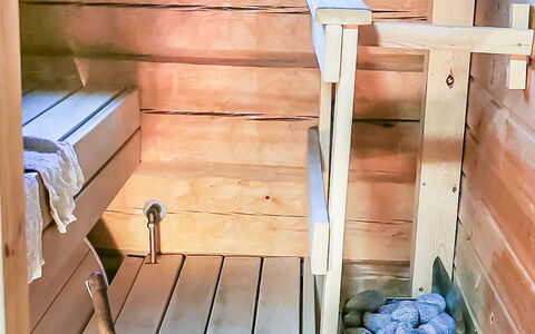 Vuonelo 8 a 2: Træ, Sauna, Bejdse, Hårdttræ, Planke, Naturmateriale, Krydsfiner, Tømmer