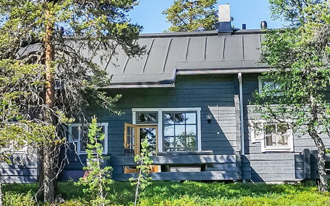 Vuonelo 8 a 2: Sommerhus, Hjem, Sidespor, Hus, Tag, Land Lot, Estate, Skydevindue, Gård, Stuehus