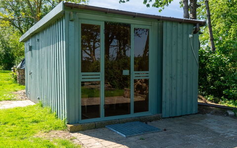 Eyer - 20M from the Sea: Svømmepøl, Udendørs Møbler, Møbel, Udvej, Flise, Eco Hotel, Skygge, Stol, Fritid, Estate