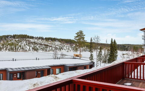 Skivillas 47 Ukkohalla (A1): Træ, Sommerhus, Hus, Hjem, Dør, Hårdttræ, Garden Bygninger, Bejdse, Bjælkehytte, Planke