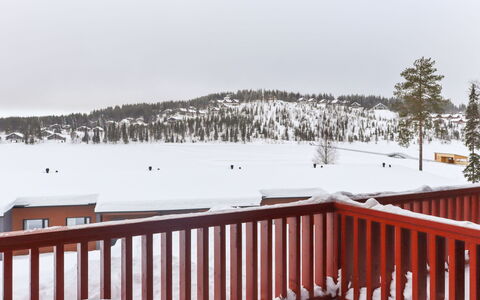 Skivillas 47 Ukkohalla (A3): Træ, Sommerhus, Hjem, Bjælkehytte, Tømmer, Sidespor, Hårdttræ, Naturmateriale, Garden Bygninger, Hytte