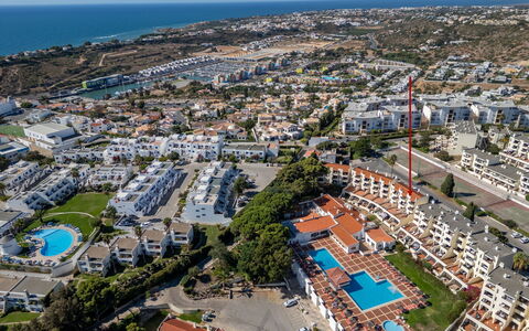 La Perle D'Albufeira: Svømmepøl, Lejlighed, Udvej, Hotel, Skygge, Ferieby, Villa, Boutique Hotel, Eco Hotel, Marina