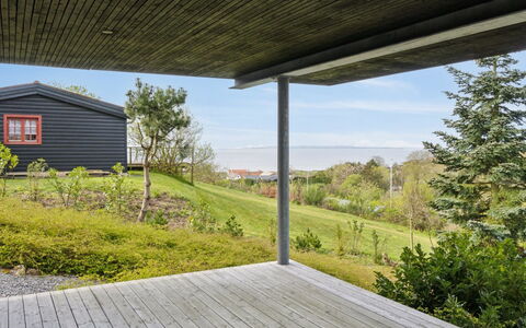 Iarund - 600M from the Sea: Svømmepøl, Udvej, Udendørs Møbler, Design, Skygge, Landscaping, Hotel, Water Feature, Eco Hotel