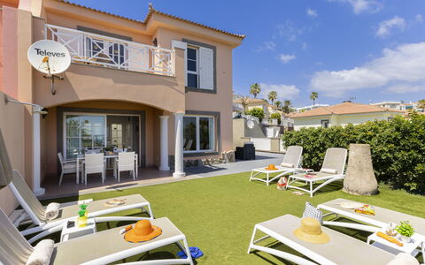 Santa Ana 2: Lejlighed, Estate, Altan, Mansion, Villa, Udvej, Hacienda, Stueplante, Hotel