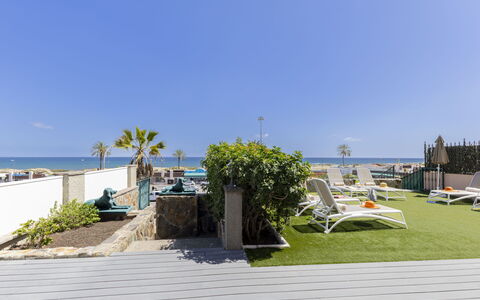 Santa Ana 2: Hav, Kyst, Ocean, Strand, Skygge, Udvej, Tropics, Udendørs Møbler, Caribbean, Hotel