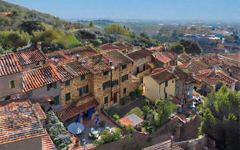 La Casa del Fale di Collodi: Væg, Boligområde, Tag, Hus, Kvarter, Stad, Landskab, Arkitektur, Hjem, Landdistrikt