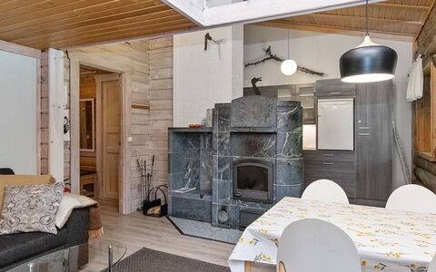 Pökkömaja B: Træ, Sommerhus, Bjælkehytte, Skov, Skur, Garden Bygninger, Lærk, Woodland, Bejdse