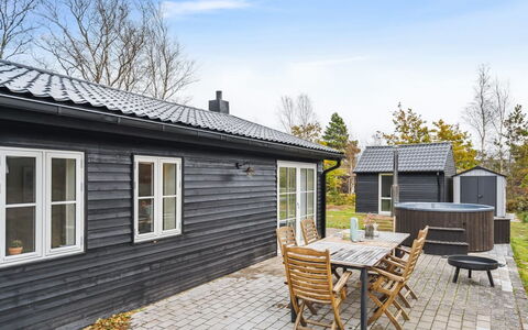 Elizabeta - 175M from the Sea: Tækning, Sommerhus, Hus, Tag, Hjem, Stuehus, Hytte, Estate, Landsby