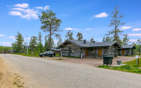 Vasamooli 3: Træ, Sommerhus, Bjælkehytte, Skov, Skur, Garden Bygninger, Lærk, Woodland, Bejdse