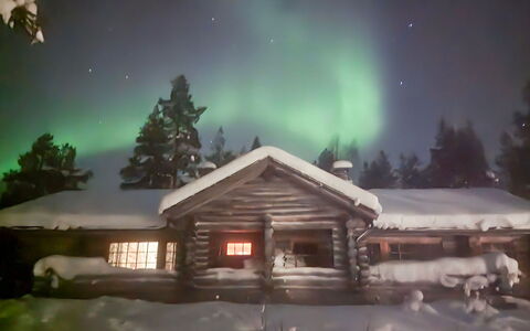 Rakka: Træ, Sommerhus, Hjem, Bjælkehytte, Tømmer, Sidespor, Hårdttræ, Naturmateriale, Garden Bygninger, Hytte
