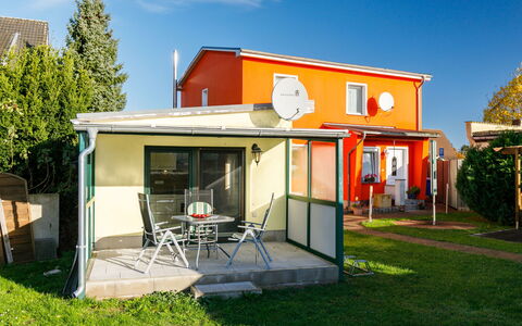 Wiesenblick: Himmel, Plante, Bygning, Ejendom, Sky, Vindue, Træ, Skygge, Hus, Land Lot