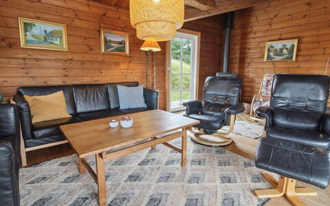 Venild - 1.9Km from the Sea: Loft, Gulvbelægning, Indretning, Etage, Kompositmateriale, Møbel, Udvej, Hotel, Design, Dagslys