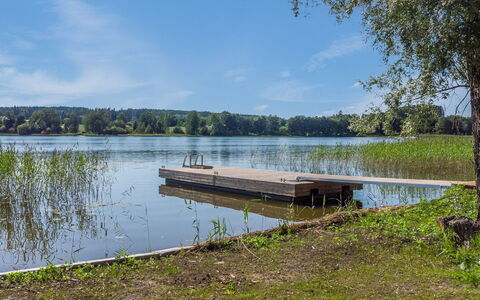 Villa Aura: Træ, Sommerhus, Hjem, Bjælkehytte, Tømmer, Sidespor, Hårdttræ, Naturmateriale, Garden Bygninger, Hytte