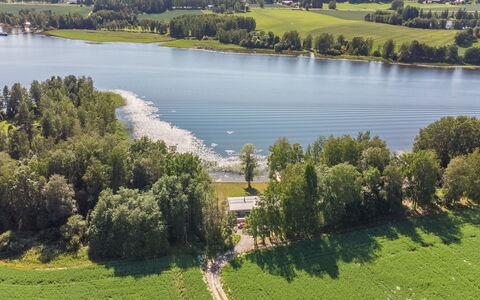 Villa Aura: Træ, Sommerhus, Hjem, Bjælkehytte, Tømmer, Sidespor, Hårdttræ, Naturmateriale, Garden Bygninger, Hytte