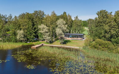 Villa Aura