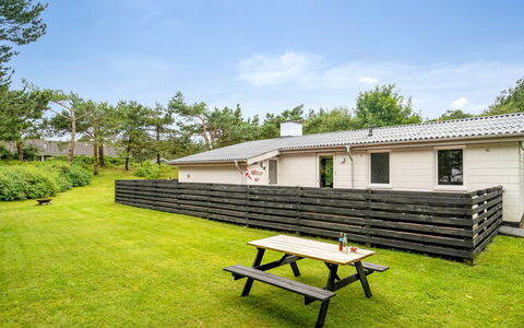 Pia - 250M to the Fjord: Hjem, Land Lot, Tag, Sommerhus, Lawn, Have, Gård, Skygge, Sidespor, Landscaping