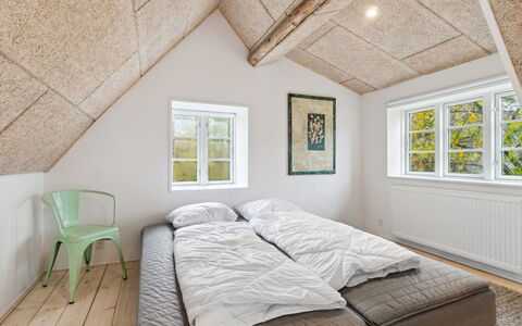 Edele - 3.8Km from the Sea: Tag, Hjem, Dør, Sommerhus, Skygge, Sidespor, Gård, Estate, Backyard