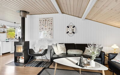 Antonella - 400M from the Sea