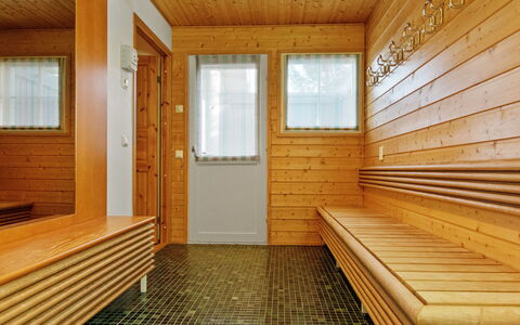 Kermikkä: Træ, Sommerhus, Bjælkehytte, Skov, Skur, Garden Bygninger, Lærk, Woodland, Bejdse