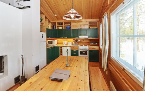 Iso-Veke: Træ, Sommerhus, Bjælkehytte, Skov, Skur, Garden Bygninger, Lærk, Woodland, Bejdse