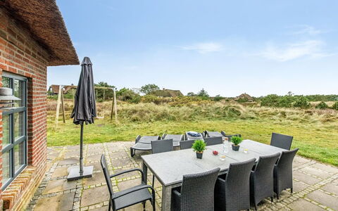Axeline - 300M from the Sea: Svømmepøl, Udendørs Møbler, Møbel, Udvej, Flise, Eco Hotel, Skygge, Stol, Fritid, Estate