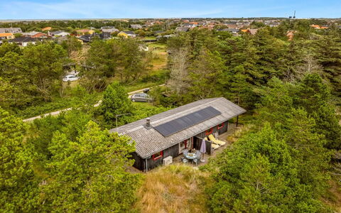 Vemund - 300M from the Sea: Græs, Græs-, Land Lot, Sommerhus, Landdistrikt, Eng, Garden Bygninger, Have, Skur