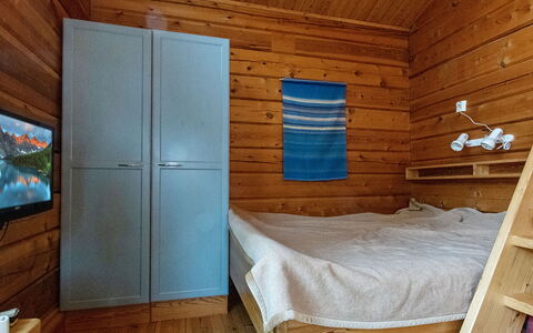 Pikku-Veke: Træ, Hus, Sne, Sommerhus, Hjem, Vinter, Tag, Fryser, Sidespor, Hældning
