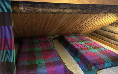 Kiilopalkinen: Træ, Sengetøj, Soveværelse, Sengetøj, Sengetøj, Bejdse, Hårdttræ, Bed Frame, Seng, Design