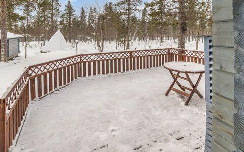 Aihki 1: Træ, Sommerhus, Bjælkehytte, Skov, Skur, Garden Bygninger, Lærk, Woodland, Bejdse