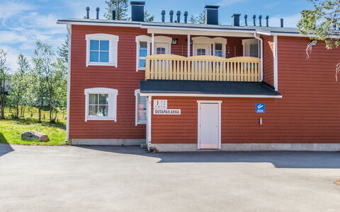Outapailakka J 5: Træ, Sidespor, Sommerhus, Hus, Hjem, Planke, Garden Bygninger, Bjælkehytte, Hårdttræ, Veranda