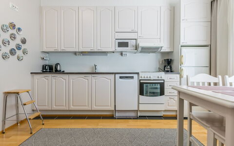 Outapailakka J 5: Træ, Sidespor, Sommerhus, Hus, Hjem, Planke, Garden Bygninger, Bjælkehytte, Hårdttræ, Veranda