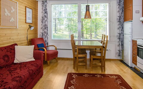 Outapailakka J 6: Vandvej, Bank, Vandløb, Sø, Sommerhus, Skov, Kanal, Reservoir, Bjælkehytte