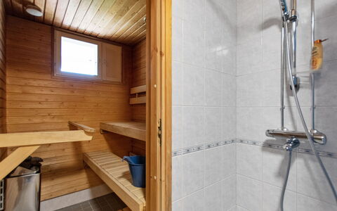 Outapailakka J 12: Træ, Sommerhus, Bjælkehytte, Skov, Skur, Garden Bygninger, Lærk, Woodland, Bejdse