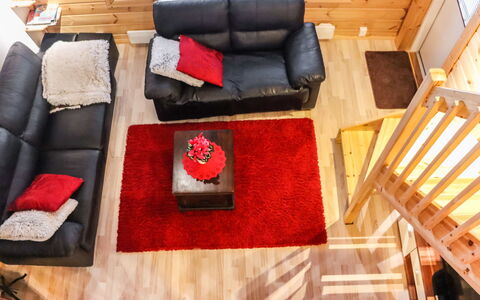 Lampitaival 6B: Møbel, Indretning, Gulvbelægning, Etage, Bord, Loft, Køkken & Spisebord, Belysning, Stol, Hjem