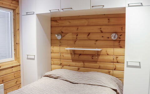 Lampitaival 6B: Møbel, Indretning, Gulvbelægning, Etage, Bord, Loft, Køkken & Spisebord, Belysning, Stol, Hjem