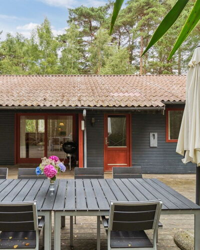 Clementine - 1.2Km from the Sea