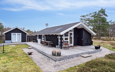 Pauliina - 500M from the Sea: Træ, Hjem, Veranda, Dæk, Hårdttræ, Tag, Bejdse, Trægulve, Eco Hotel
