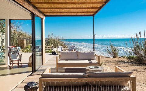 Casa Ninfa - Ispica, Sicilia: Vand, Himmel, Ejendom, Plante, Bygning, Azure, Skygge, Udendørs Møbler, Træ, Indretning