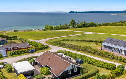 Majken - 225M from the Sea: Kyst, Landskab, Coastal Og Oceaniske Landskabsformer, Hav, Ocean, Kyst, Estate, Bugt, Lyd
