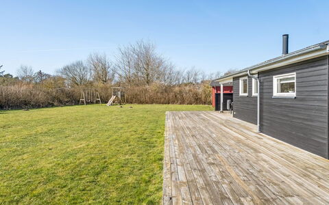 Rudy - 800M from the Sea: Loft, Gulvbelægning, Indretning, Etage, Kompositmateriale, Møbel, Udvej, Hotel, Design, Dagslys