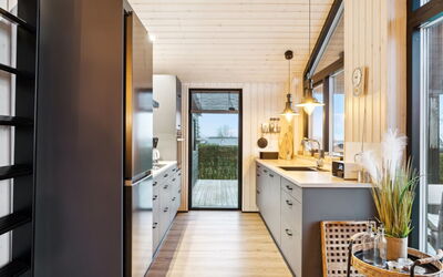 Fenno - 200M from the Sea