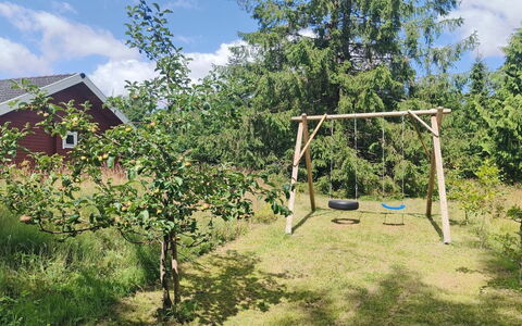 Palnir - 8Km from the Sea: Hus, Hjem, Dør, Tag, Sommerhus, Estate, Have, Skygge, Sidespor, Gård