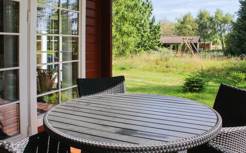 Palnir - 8Km from the Sea: Hus, Hjem, Dør, Tag, Sommerhus, Estate, Have, Skygge, Sidespor, Gård